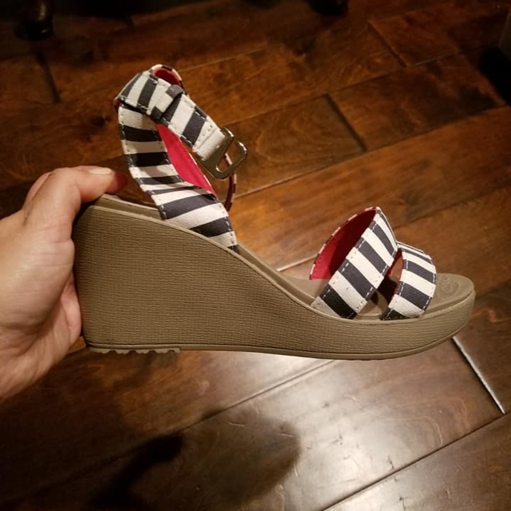 Women CROC ankle strap wedge sandals